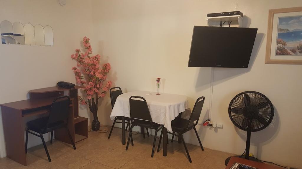 Sunset Gardens Guesthouse Contant  Zewnętrze zdjęcie